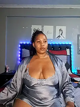 Toya P online show from November 19, 2025, 7:36 pm