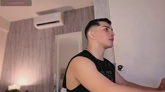 JUANDIAMONDS98 online show from February 22, 2026, 1:42 pm