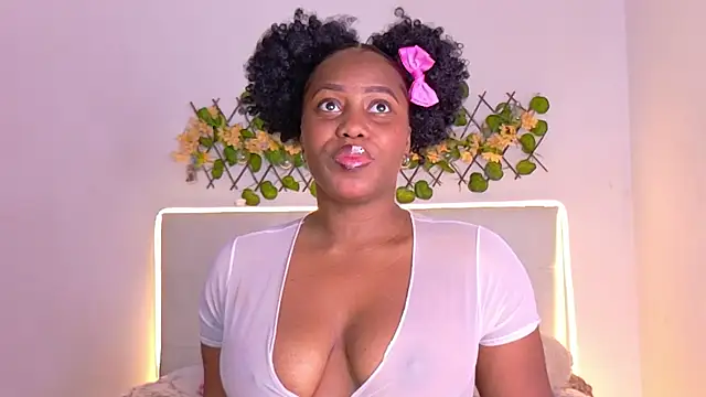 Snapshot of choco_dessert_ chatting on October 18, 2025, 6:37 am choco dessert online show from October 18, 2025, 6:37 am