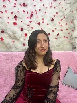 SkarletJhonson  online show from April 18, 2026, 7:01 am