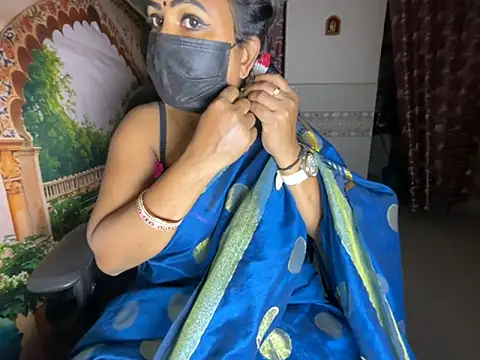 Snapshot of JASMINE1122 chatting on September 26, 2025, 4:11 pm JASMINE1122 online show from September 26, 2025, 4:11 pm