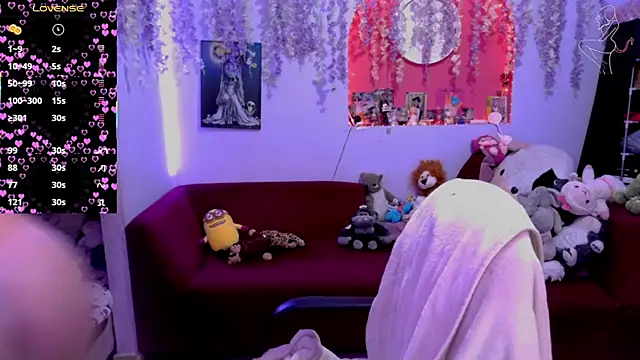 Snapshot of ValentinaMiller_ chatting on June 24, 2026, 7:57 pm ValentinaMiller online show from June 24, 2026, 7:57 pm