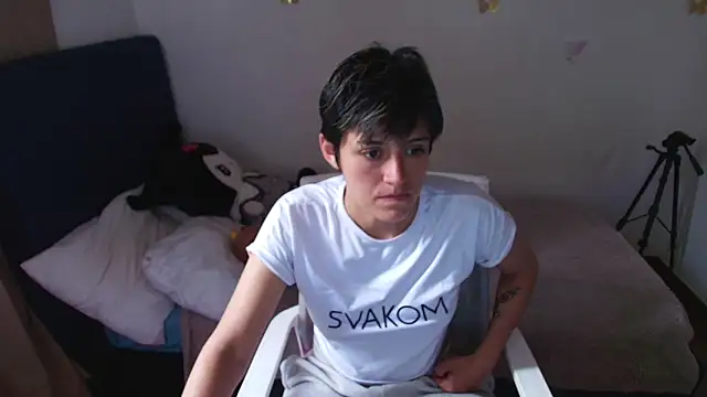 9 Fernanda 9 online show from February 6, 2026, 5:49 pm