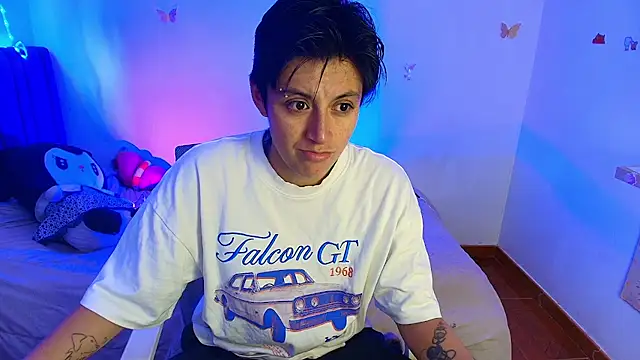 9 Fernanda 9 online show from July 25, 2026, 4:37 pm