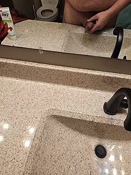 Snapshot of Jackauff69 chatting on December 22, 2024, 10:47 pm Jackauff69 online show from December 22, 2024, 10:47 pm