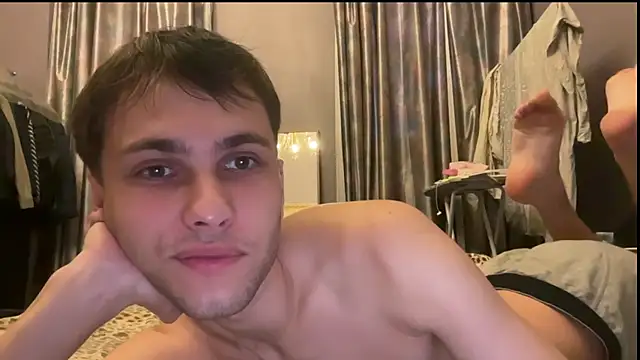 Snapshot of fcherthth chatting on June 9, 2026, 8:42 pm fcherthth online show from June 9, 2026, 8:42 pm