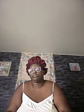 Snapshot of Yagurl__west chatting on November 11, 2025, 6:46 am Yagurl west online show from November 11, 2025, 6:46 am