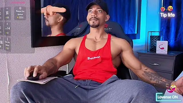 Snapshot of Manolo_Hot1 chatting on March 20, 2025, 2:32 pm Manolo Hot1 online show from March 20, 2025, 2:32 pm