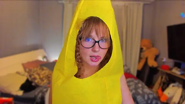 Snapshot of KlementinaBbG chatting on September 20, 2025, 8:54 pm KlementinaBbG online show from September 20, 2025, 8:54 pm