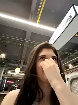 Snapshot of ambar-adaams chatting on December 19, 2024, 9:06 pm ambar-adaams online show from December 19, 2024, 9:06 pm