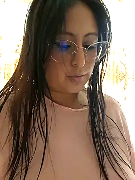 Snapshot of Amber_gold_ chatting on December 26, 2024, 2:05 pm Amber gold online show from December 26, 2024, 2:05 pm