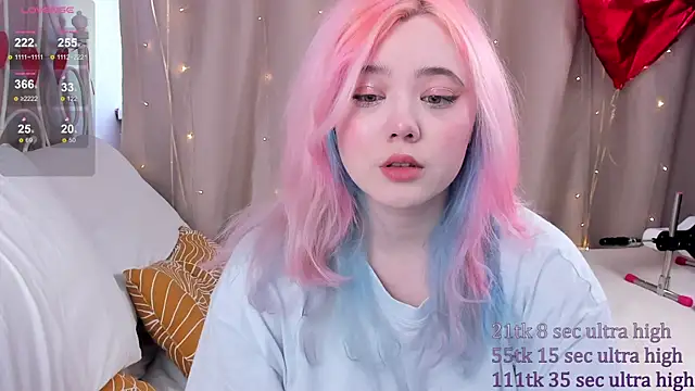 Snapshot of __KawaiiYuki__ chatting on February 17, 2025, 8:41 am KawaiiYuki online show from February 17, 2025, 8:41 am