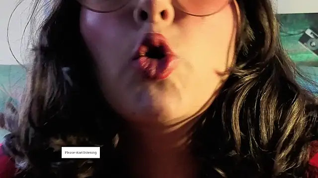 Paola Lyon  online show from February 16, 2026, 12:01 pm