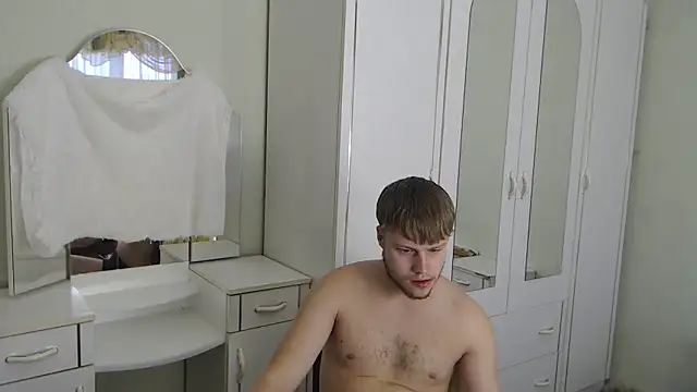 Snapshot of Zoro1999 chatting on January 23, 2025, 1:13 pm Zoro1999 online show from January 23, 2025, 1:13 pm