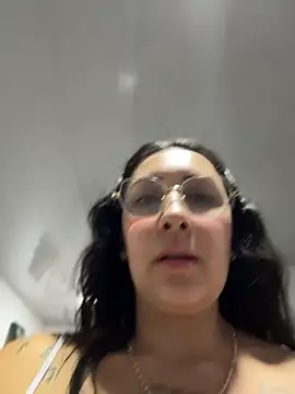 my-kitty online show from May 10, 2026, 2:06 am