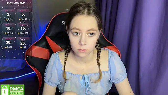 Snapshot of Natural_babe666 chatting on October 13, 2025, 6:02 am Natural babe666 online show from October 13, 2025, 6:02 am