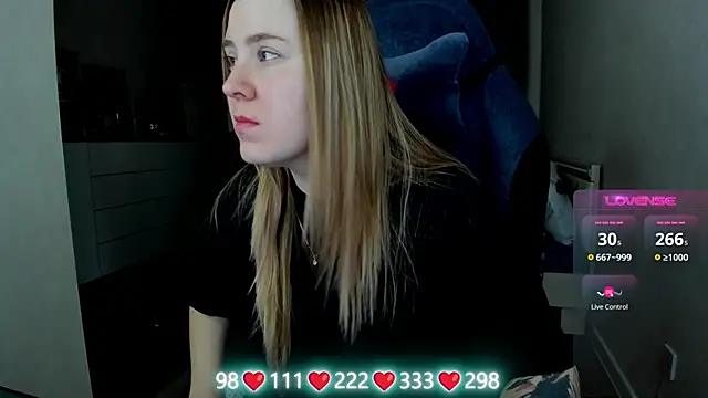 Olivia Munk online show from March 6, 2026, 6:10 am