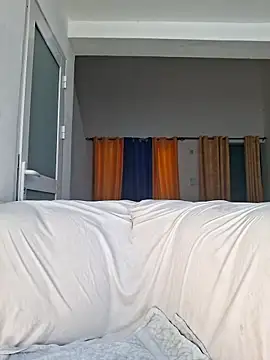 Snapshot of Kamdollie chatting on September 24, 2025, 6:28 am Kamdollie online show from September 24, 2025, 6:28 am