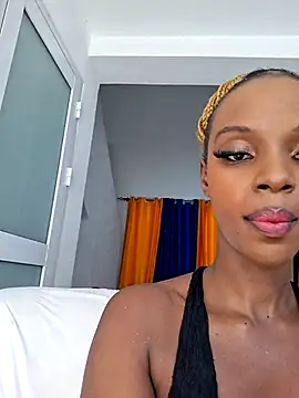 Snapshot of Kamdollie chatting on October 9, 2025, 7:17 am Kamdollie online show from October 9, 2025, 7:17 am