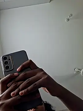 Snapshot of Kamdollie chatting on January 17, 2026, 6:07 am Kamdollie online show from January 17, 2026, 6:07 am