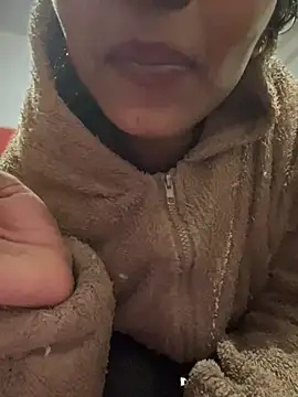 Snapshot of PARI_Hun chatting on January 4, 2025, 8:59 pm PARI Hun online show from January 4, 2025, 8:59 pm