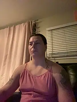 Snapshot of KevieWantsABoobJob chatting on January 14, 2025, 12:33 am KevieWantsABoobJob online show from January 14, 2025, 12:33 am