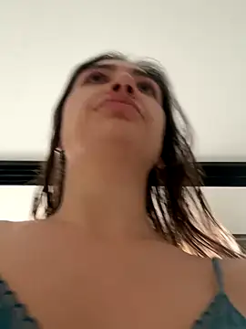 AnnaCastillo  online show from December 14, 2025, 12:21 pm