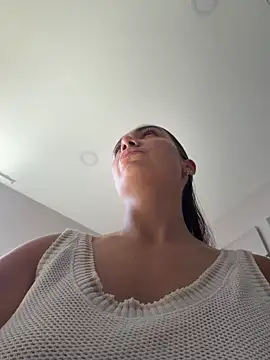 Snapshot of AnnaCastillo_ chatting on June 20, 2026, 2:42 pm AnnaCastillo online show from June 20, 2026, 2:42 pm