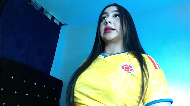 Snapshot of Ni_colle chatting on June 17, 2026, 7:48 pm Ni colle online show from June 17, 2026, 7:48 pm