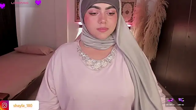 Snapshot of shayla_18 chatting on February 10, 2026, 8:13 pm shayla 18 online show from February 10, 2026, 8:13 pm