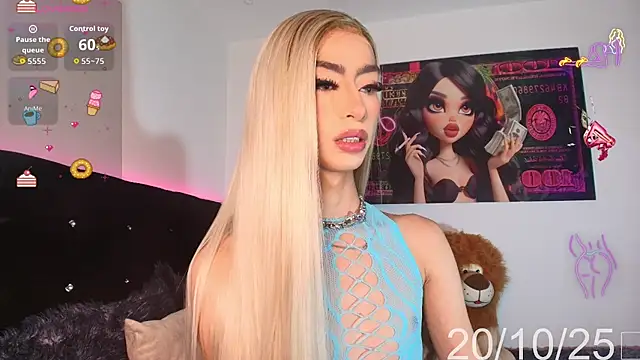 NahiaFox online show from October 20, 2025, 1:22 pm