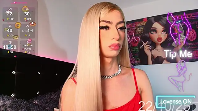 NahiaFox online show from October 23, 2025, 12:59 pm