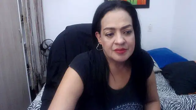 menfismuller2 online show from April 10, 2026, 8:24 pm