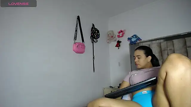 tiffany  pink online show from December 16, 2025, 9:53 pm