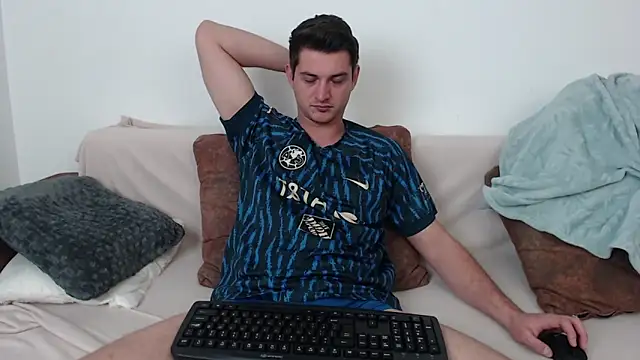 AndyFame online show from April 22, 2026, 5:14 pm