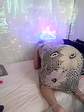 MaggieMoonxxx online show from January 18, 2025, 11:43 am