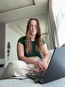 Nura n Sarah online show from September 25, 2025, 4:16 am