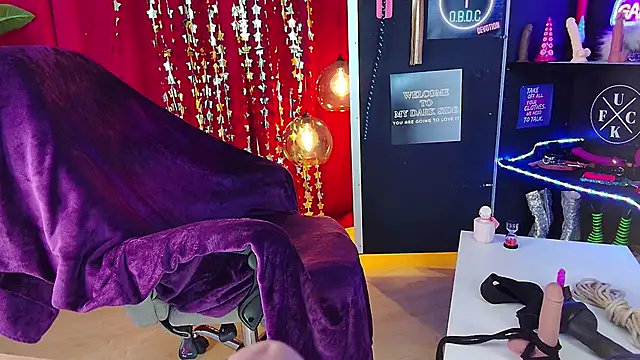 Snapshot of iammistress chatting on January 22, 2025, 2:14 pm iammistress online show from January 22, 2025, 2:14 pm