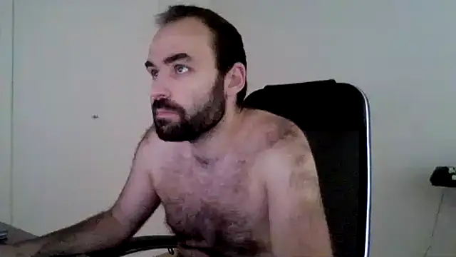 joaodias 97 online show from April 13, 2026, 12:21 pm