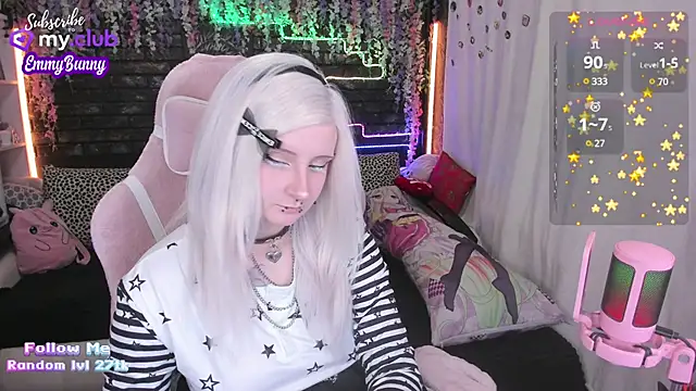 EmmyBunny online show from January 21, 2025, 3:43 pm