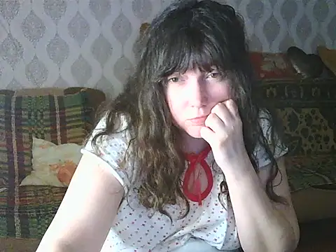 Snapshot of CarrieQPeach chatting on March 13, 2025, 7:50 pm CarrieQPeach online show from March 13, 2025, 7:50 pm