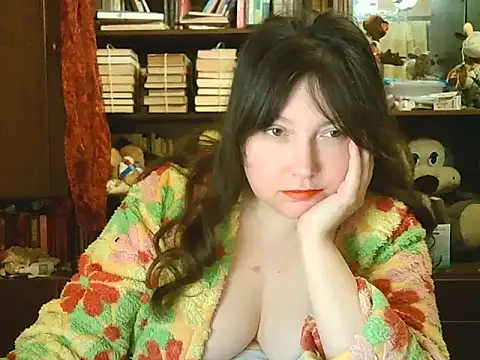 Snapshot of CarrieQPeach chatting on February 12, 2026, 7:42 pm CarrieQPeach online show from February 12, 2026, 7:42 pm