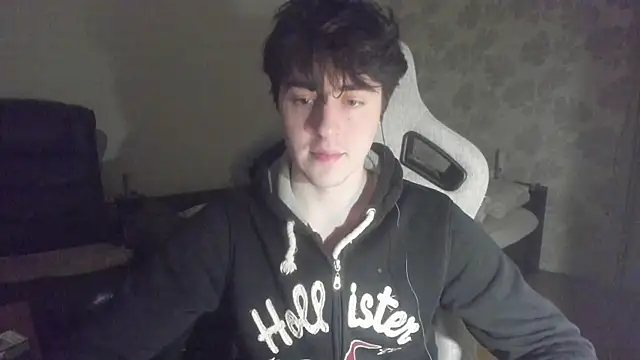 Knuckles17 online show from April 30, 2026, 12:17 am