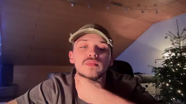 Snapshot of naked_psy chatting on January 15, 2025, 7:26 am naked psy online show from January 15, 2025, 7:26 am