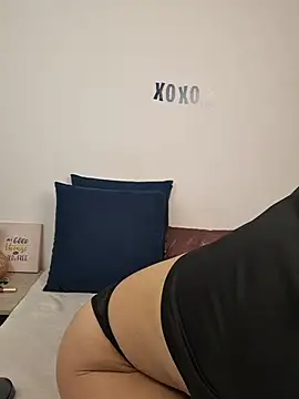 Alicesoul online show from April 17, 2026, 11:41 pm