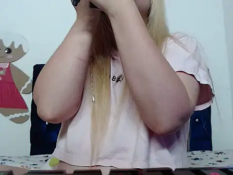 Snapshot of 69liamilk69 chatting on October 18, 2025, 4:26 am 69liamilk69 online show from October 18, 2025, 4:26 am