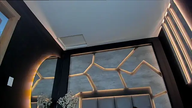 alexgiraldo  online show from February 25, 2025, 2:54 pm