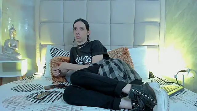 Hecatee 77 online show from February 9, 2026, 8:02 pm