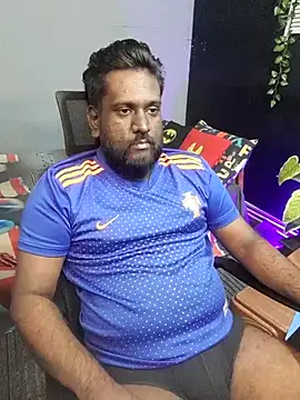 Rayansmith  online show from October 4, 2025, 2:09 am