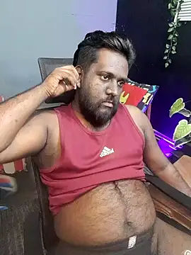 Rayansmith  online show from October 5, 2025, 11:24 pm